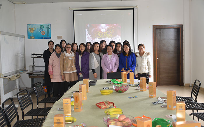揚(yáng)鑫發(fā)精神，展巾幗風(fēng)采-鑫發(fā)婦女節(jié)茶話會(huì)